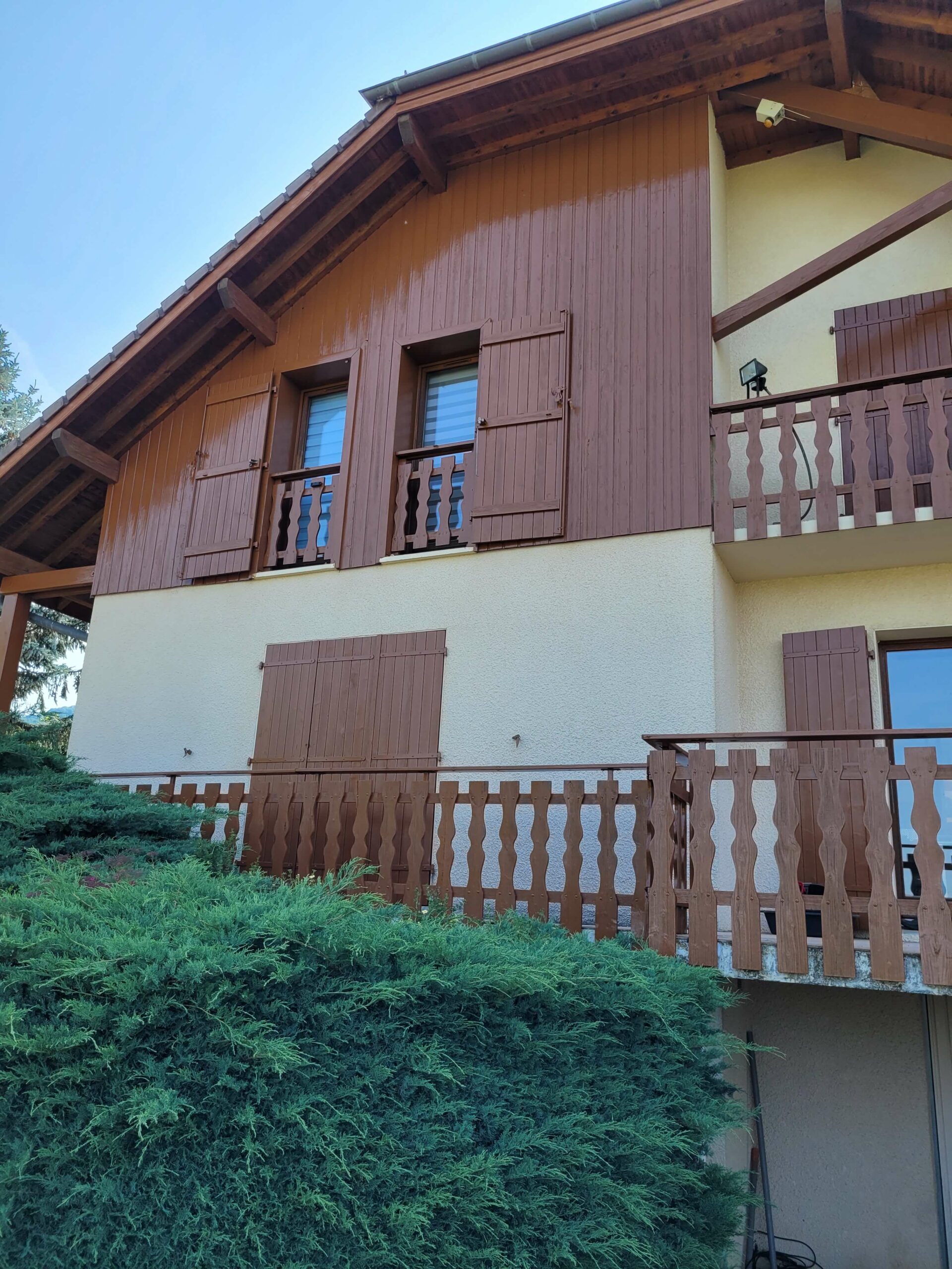 Façadier à Annecy : Ravalement, Isolation et Rénovation de Façades